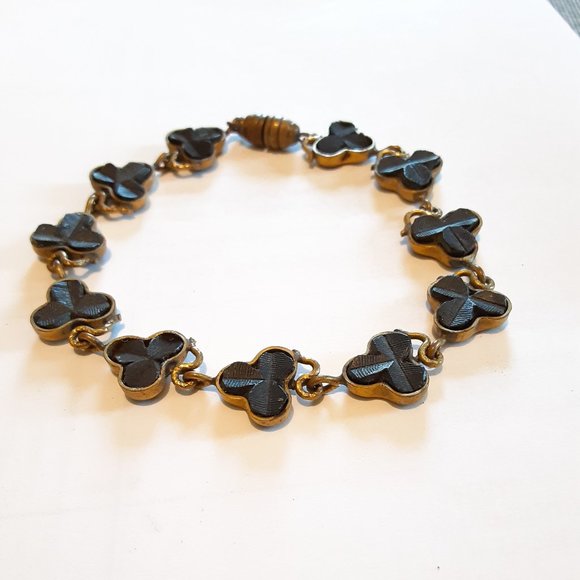 Jewelry - Victorian bog oak shamrock bracelet